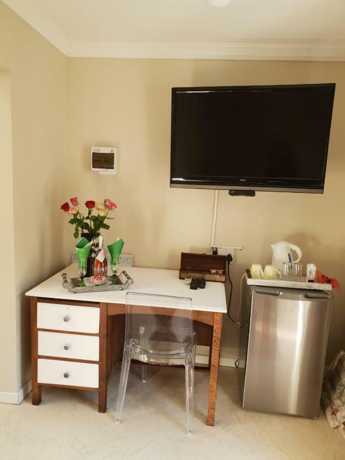 The Fairway Guesthouse Senekal ภายนอก รูปภาพ